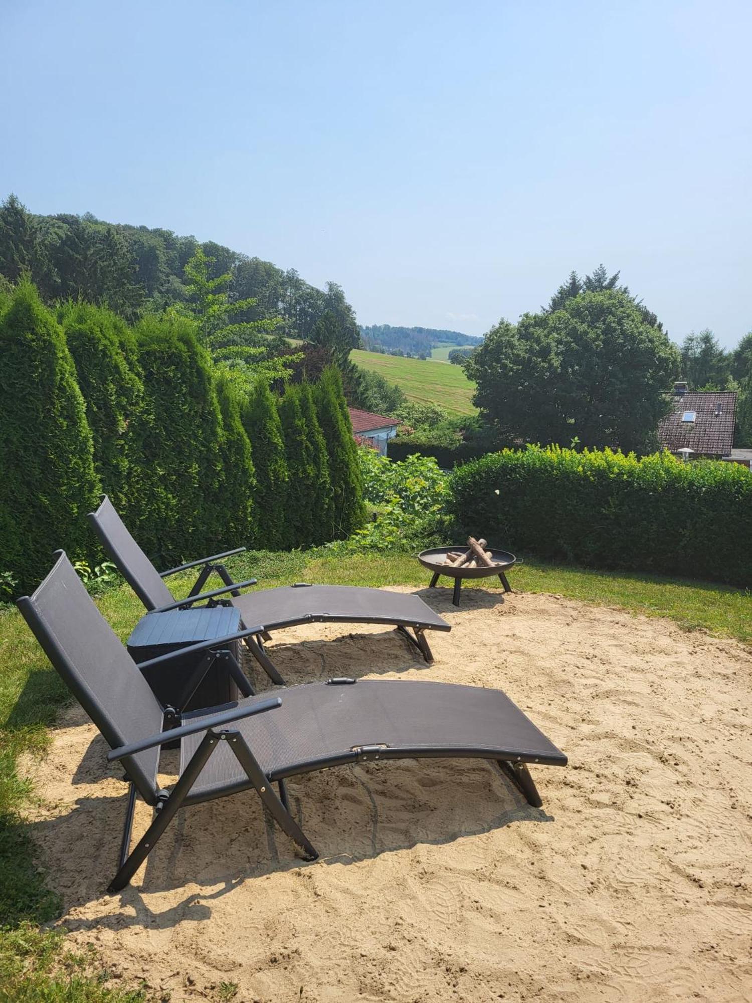 Ferienwohnung Am Hasseberg Зезен Экстерьер фото